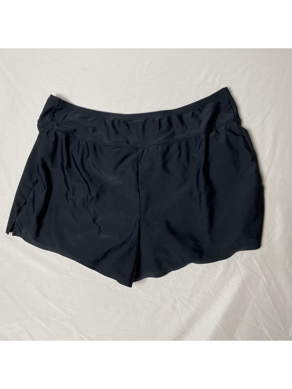 Black athletic shorts with built in lining